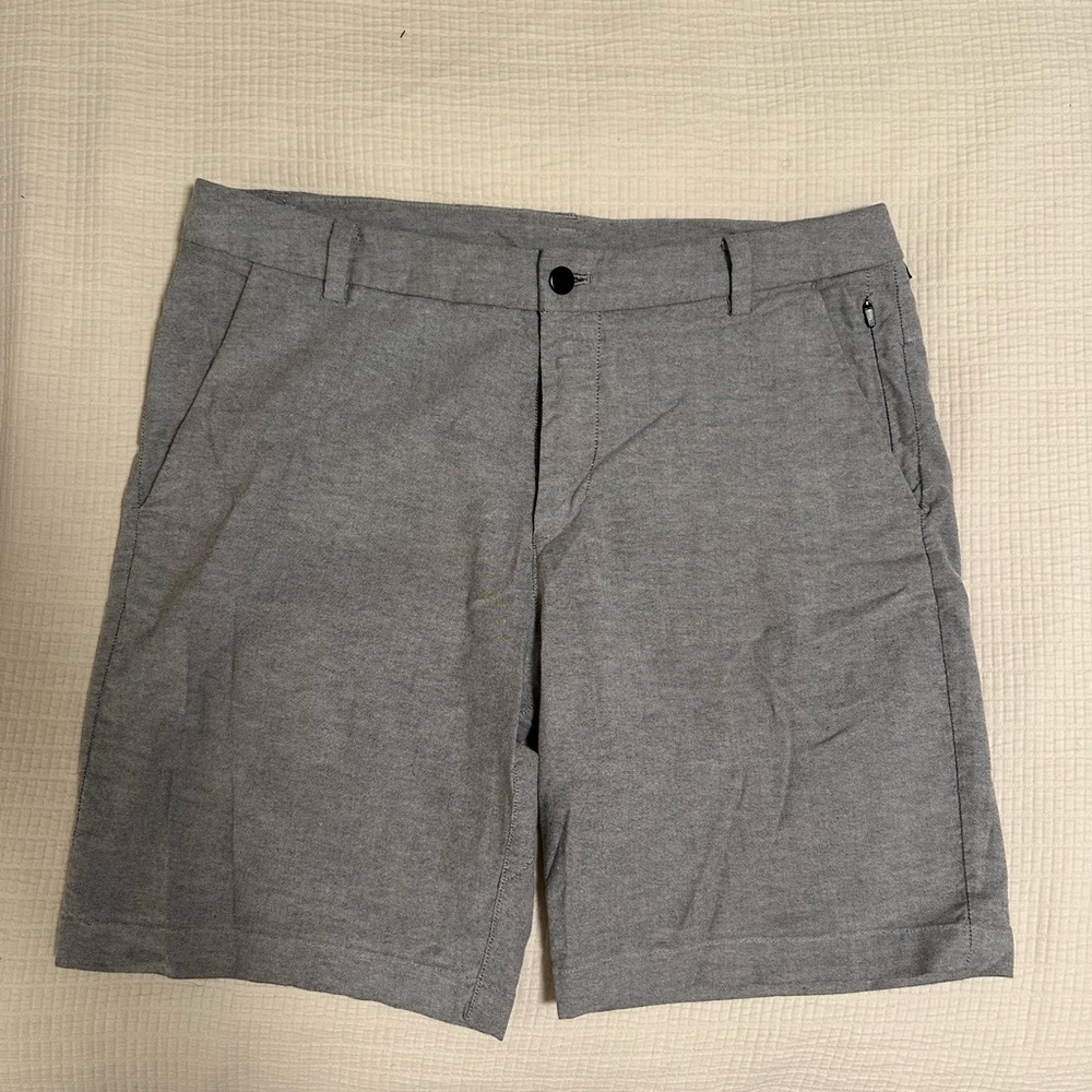 Lululemon Commission Short Chino Men’s Gray size 33